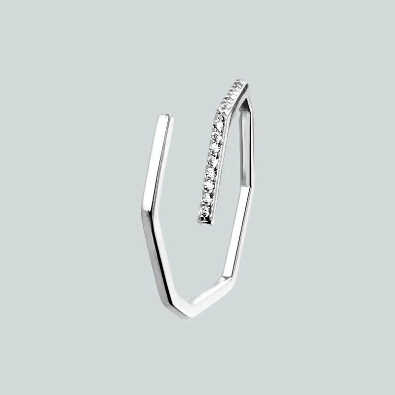 15390718385_1039125567