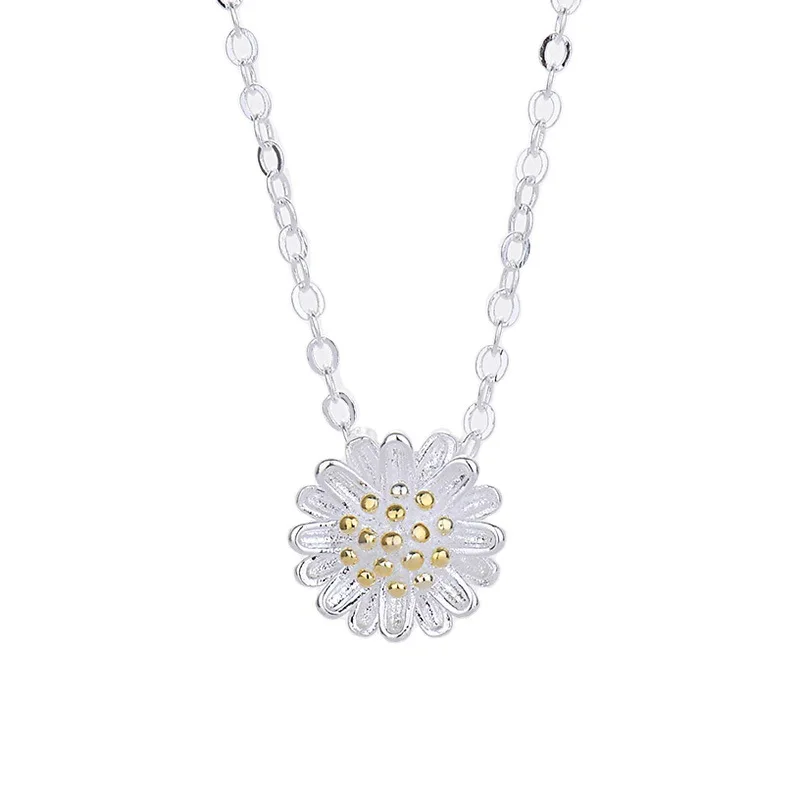 

Trendy Women's Neck Chain in White Gold Plating Daisy Pendants Necklace for Jewelry Match KPOP Punk Romantic Style 2021 Fashion