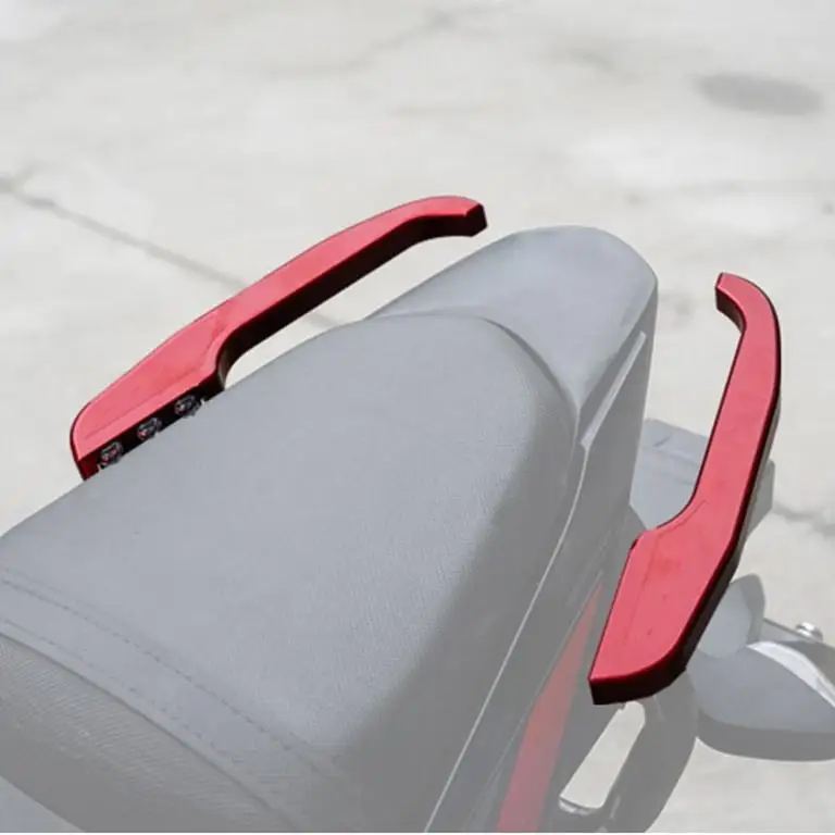 Мотоцикл задний ручка для сиденья бар для Suzuki GSX250R GSX 250R поручень заднего сиденья поручень для пассажира рельс - Цвет: Красный