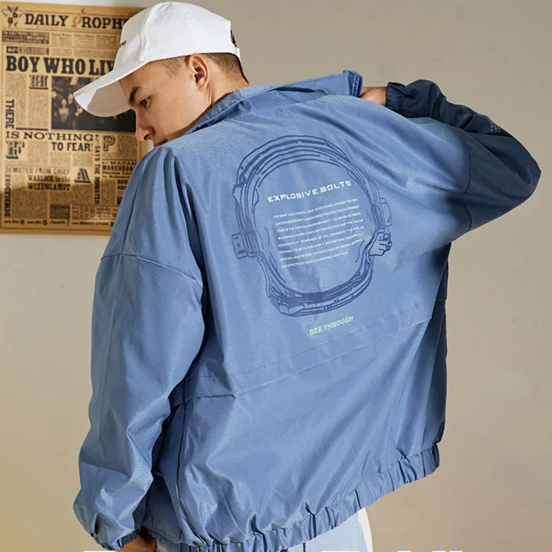 

Aolamegs Men Jacket Cool Letter Print Jacket Windbreaker Harajuku Advanced Youth Streetwear Fashion High Street Style Coat
