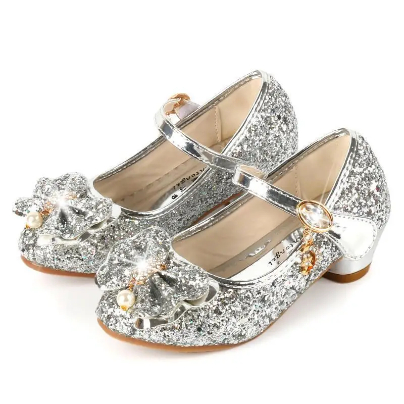 Весенняя детская обувь для девочек на высоком каблуке; танцевальные сандалии принцессы; детская обувь; блестящая кожа; модная нарядная обувь для девочек; свадебные туфли - Цвет: Серебристый