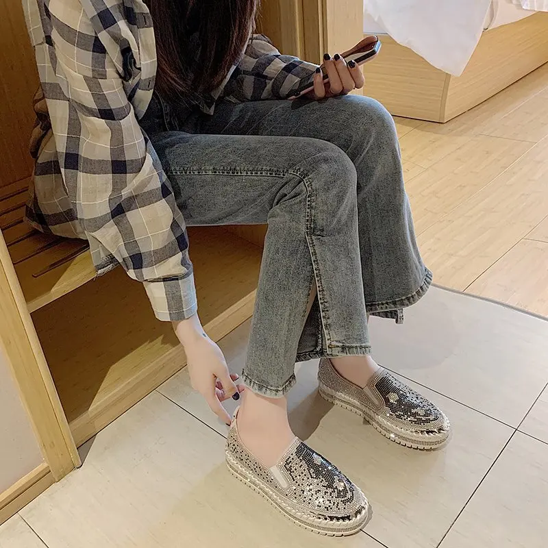 Aphixta 2020 Women Flats Crystal Ladies Glitter Bling Loafers Flat Platform Fashion Woman Moccasins Female Shoes Big Size 42 43