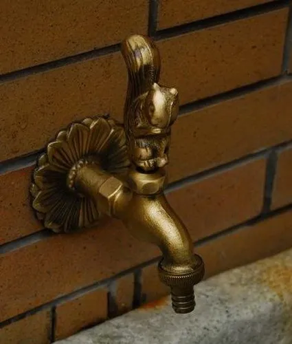 

Европейская пасторальная Рабочая стиральная машина, ведущая старинная белка для сада