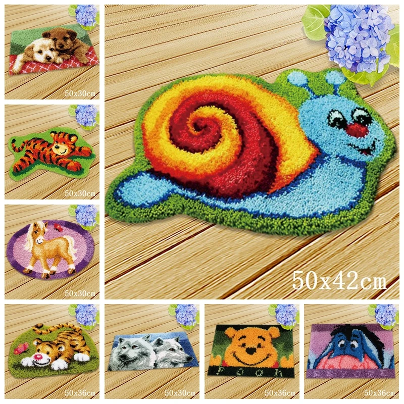 

Pulaqi Animal Carpet Embroidery Cartoon Smyrna Latch Hook Kits DIY Button Cushion Animals Needlework Mat Klink Haak Kussen Bloem
