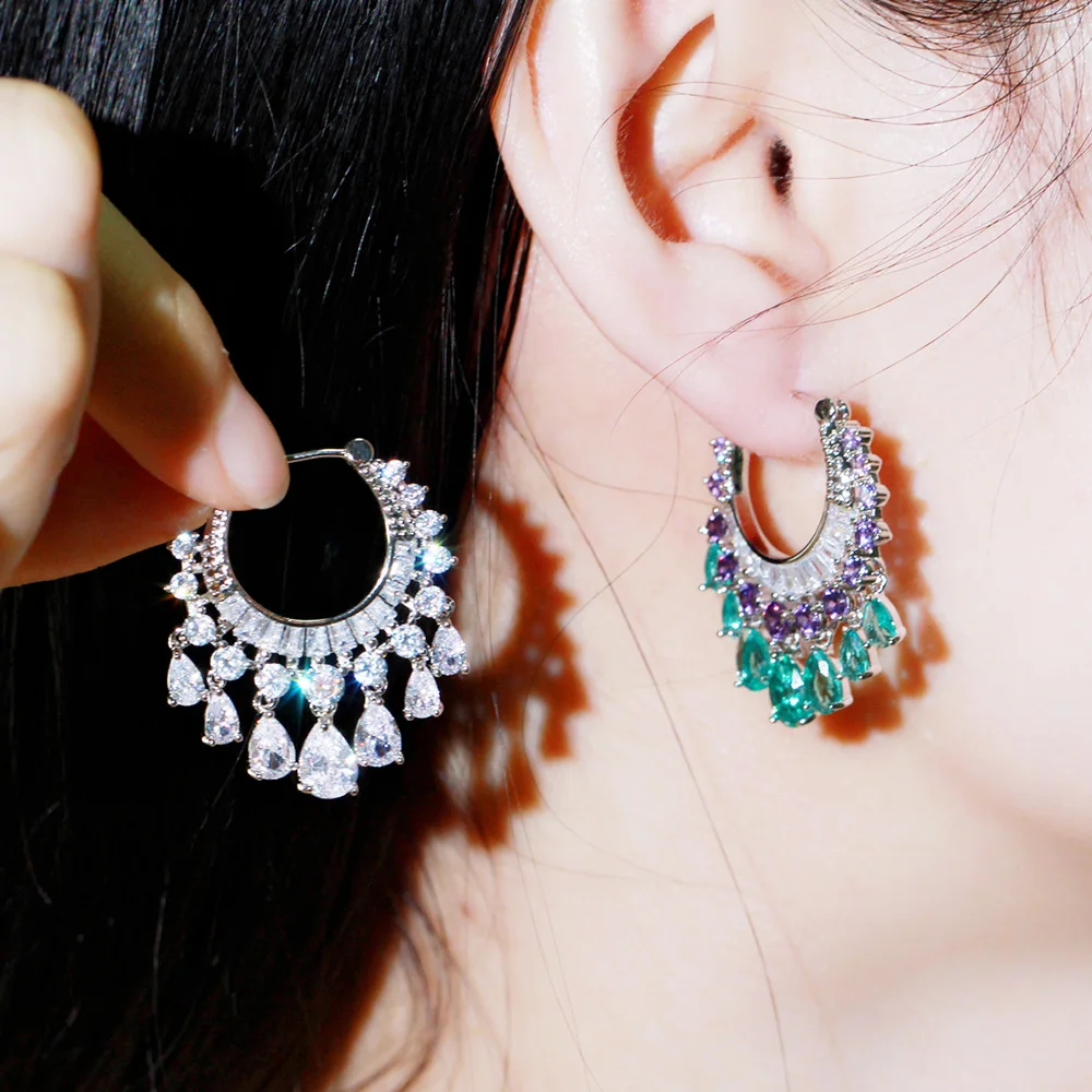 Pera Bling White Cubic Zirconia Half Circle Shape Nappa Water Drop Orecchini Pendenti Color Argento Per Gioielli Da Festa Da Donna E652