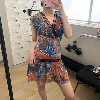 

Women Dress 2019 Spring and Summer Sleeveless V-neck Dress