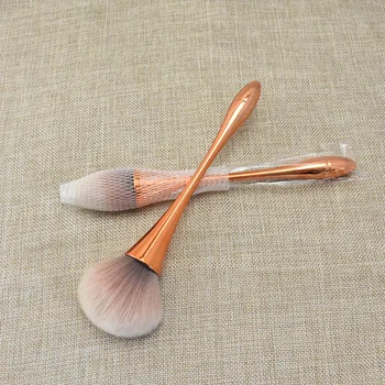 

Slim Waist Powder Brush Gold Electroplated Goblet Finishing Powder Powder Brush Single Bottle Ultra Large Powder Brush