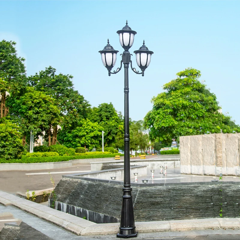 European Garden Lamp Outdoor Street Lamp Lawn High Pole Four Head Landscape Waterproof (H&asymp;2.6M)