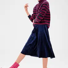 Trendyol Темно-Синяя бархатная трикотажная юбка Pilise TWOAW20ET0233