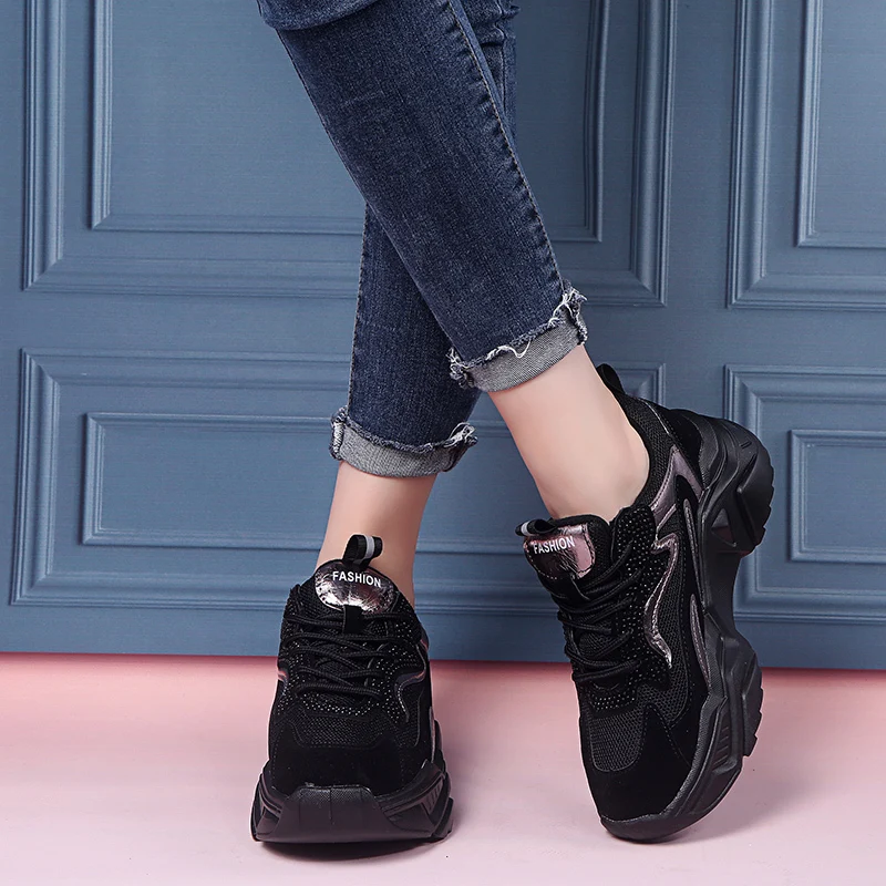 Черные и серые кроссовки женская повседневная обувь на платформе коллекция 2019