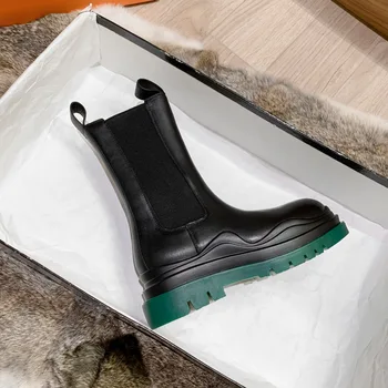 

short boots, green thick bottomed medium tube, same leather boots, women's boots are thin and