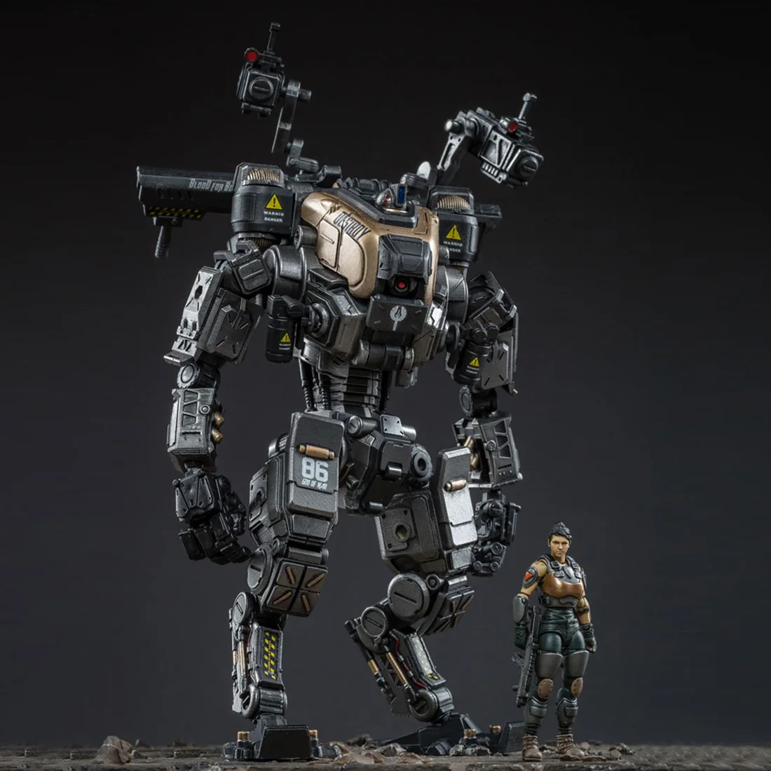 

1:24 DIY Removable Mecha Model Soldier Model Construction Toy with High Degree of Reduction Mars Silver Black