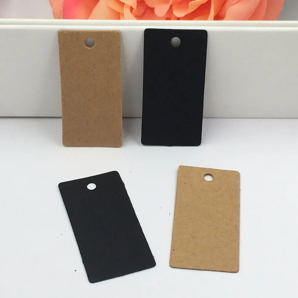 

200pcs 6*3cm Paper Gift Tags Blank Ganment tags Kraft Thickened cards Price Tag DIY Packing Cards Hang Tag for Bags/Gift boxes