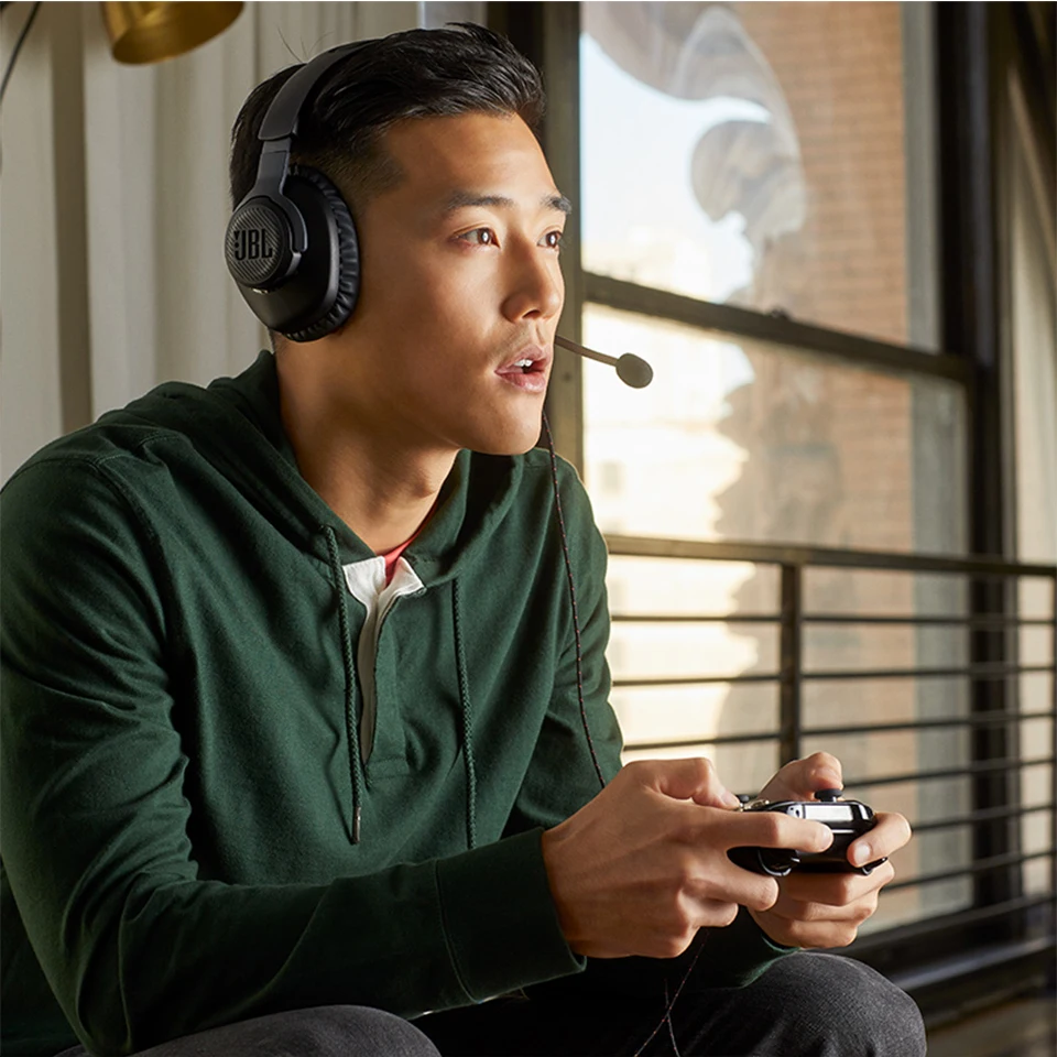 JBL Quantum 100 Wired Headphone Gaming Headset with Mic Foldable Gaming Earphone for PlayStation Nintendo Switch iPhone Mac VR