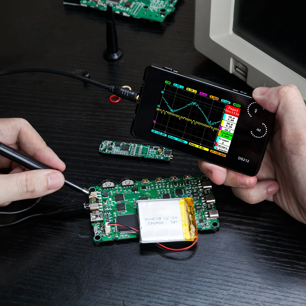 2 канальный цифровой осциллограф USB Интерфейс полный Цвет на тонкопленочных транзисторах на тонкоплёночных транзисторах Дисплей 8 Мб памяти пропускная способность