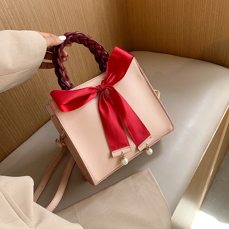 

Elegant Female Drawstring Fashion Tote Bag 2020 New Quality PU Leather Women Designer Bag High Capacity Shoulder Crossbody Bag
