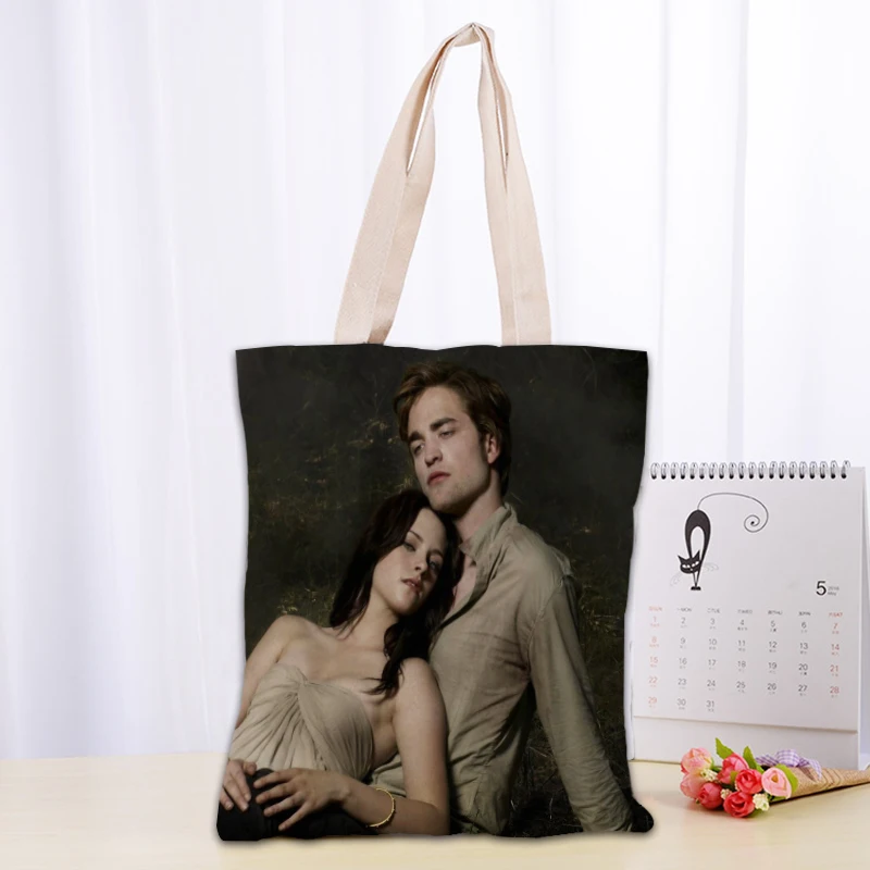 Eco-Friendly Canvas Tote Bag - Stylish and Versatile Shoulder Bag