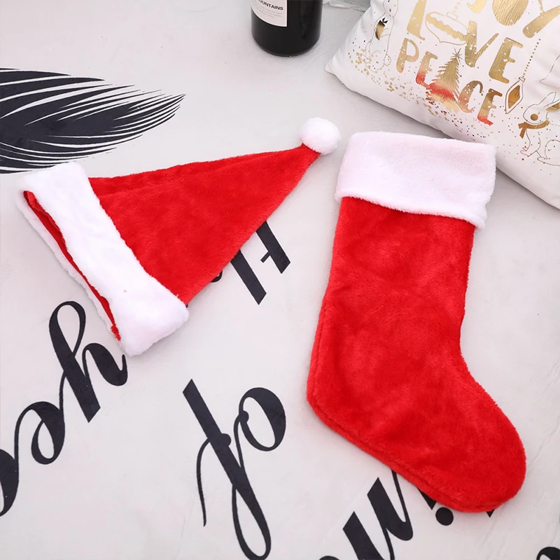 42cm Christmas Stockings White Plush Cuff Hanging Socks Personalized Gift Bag Stocking Decorations Season Fireplace Decor