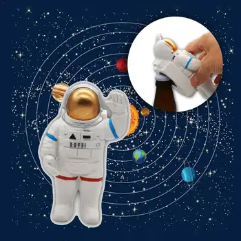 

Astronaut Bottle Opener Replica Environmental Protection Resin Toys Bar Beer Opener Model Statue Toys Decoration Gift