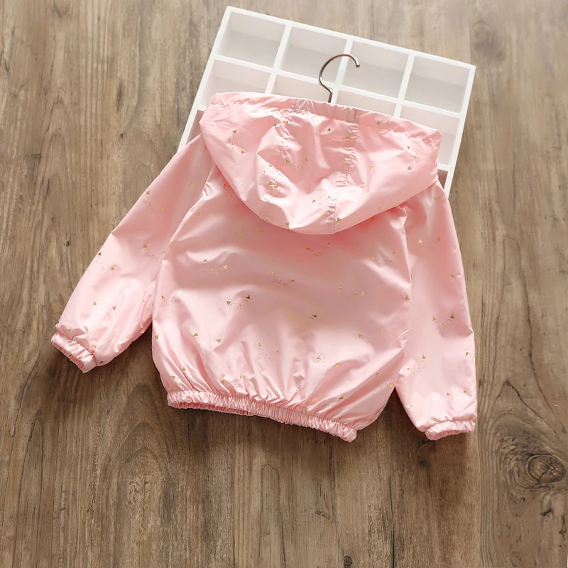 Осенне-весенние куртки для маленьких девочек; пальто для девочек; Верхняя одежда; белая детская одежда с капюшоном; модные бутики; повседневная одежда; 5, 7