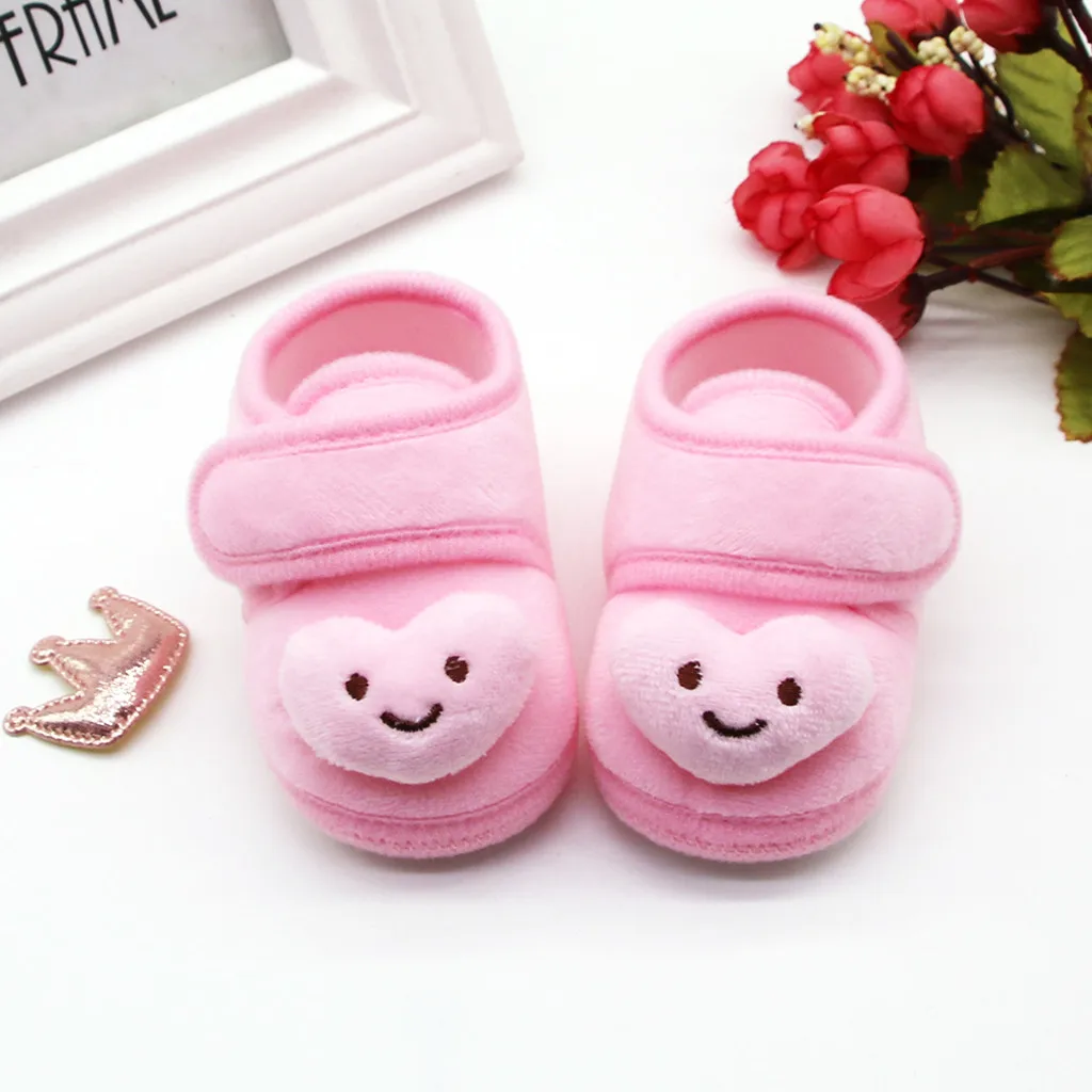 Обувь для малышей; зимняя теплая обувь для новорожденных девочек и мальчиков; тапочки для ходящих малышей с милым рисунком облака; детская обувь; Zapatos de bebe