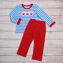 Vêtements d'automne pour garçons, hauts rayés bleus et pantalons rouges, poignets rouges, trois hélicoptères, motif brodé