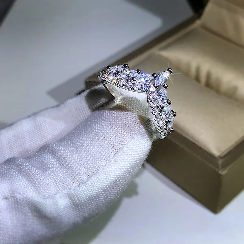 Silver Ring Exquisite Ladies V-shaped Zircon 925 Sterling for Wedding Bridal Birthday