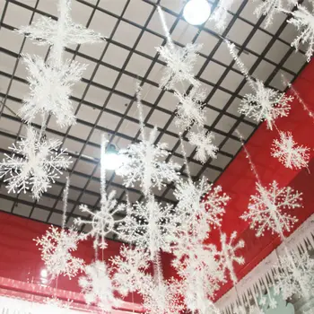 

NEW Christmas Tree Decorations - 6PC Snowflakes - Window Ornament Hanging Decor