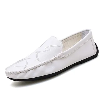 

2020 Men Boat Shoes Casual Breathable Mens Loafers Shoes Moccasins Flat Shoes Leather Footwear Sneakers Mocassin Homme %