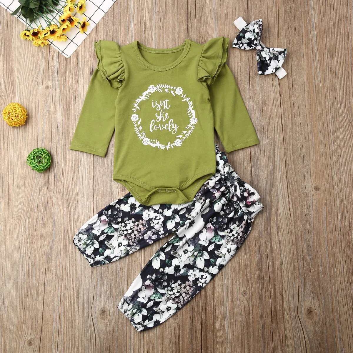 Коллекция года, весенне-осенняя одежда для малышей 3 предмета, Цветочный наряд для новорожденных девочек комбинезон с длинными рукавами, топ+ штаны+ повязка на голову