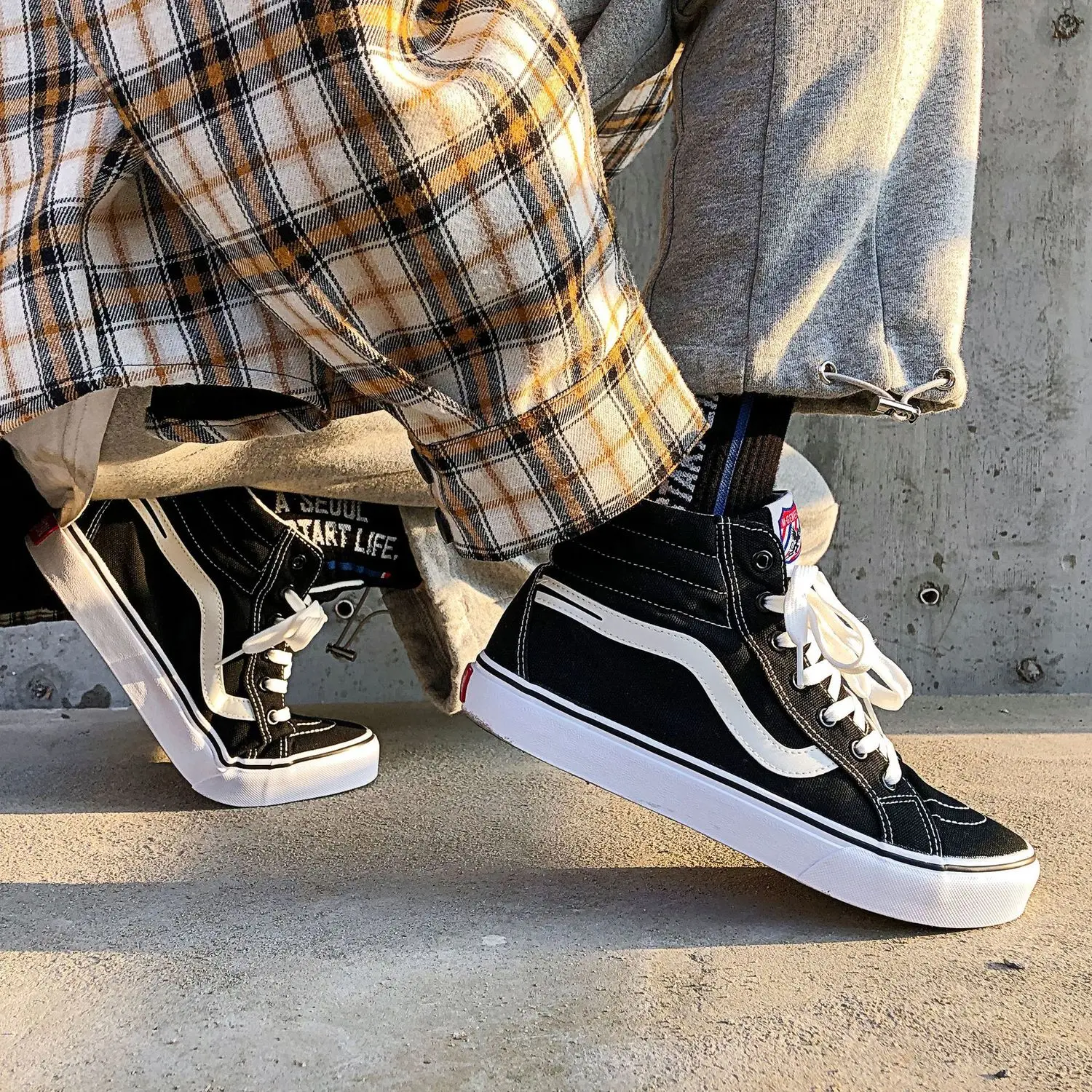 

Black and white classic Canvas Shoe Tide Male Shoe Student Ulzzang 2020 Ins Skate leisure Shoes woman high top sneakers men s