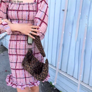 

Northern Europe 2020 Check Pattern Fang Collar Lotus Leaf Edge Bubble Sleeve Women's Wear Dress 190540