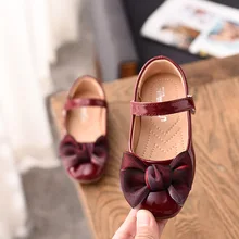2020 New Fashion Girls Bowtie Patent Leather Dance Shoes Princess Kids Shoes Soft Bottom Childrens Flats Shoes 1 -6 7 - 13 Years