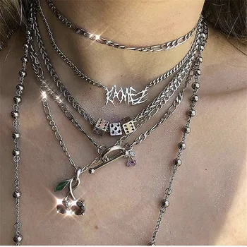 

2020 Fun Dice Gambler Necklace Collar Retro Ancient Silver Ins Celebrity Inspired Disco Cool Earth European and American Style
