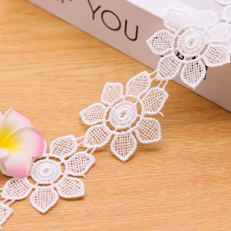 

29Yards Flower Patch Applique Lace Trim Fabric DIY Embroidered Craft Clothing Gift Wrapping Wedding Sewing Decoration 5cm Width