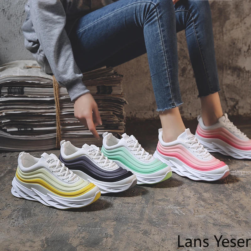 

2020 New LightWeight Running Shoes for Women MAX Outdoor Sports Shoes Mesh Comfort Leisure Female Sneakers 97 Tenis Feminino