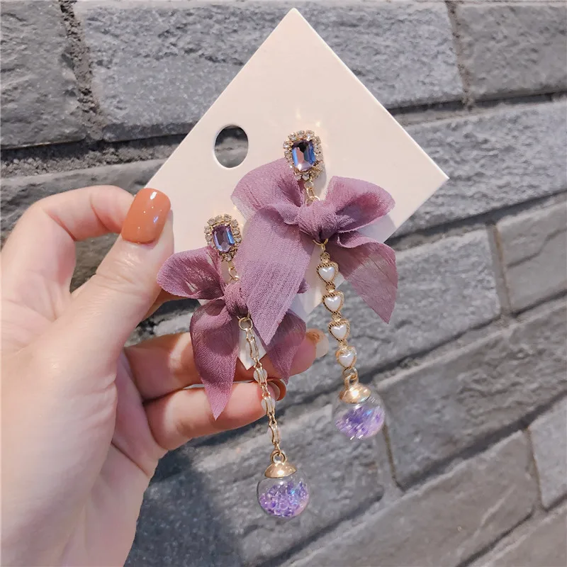 

Women's Korean-Style Fashion Ear Rings Bowknot Lovely Quicksand Glass Ball Ear Stud