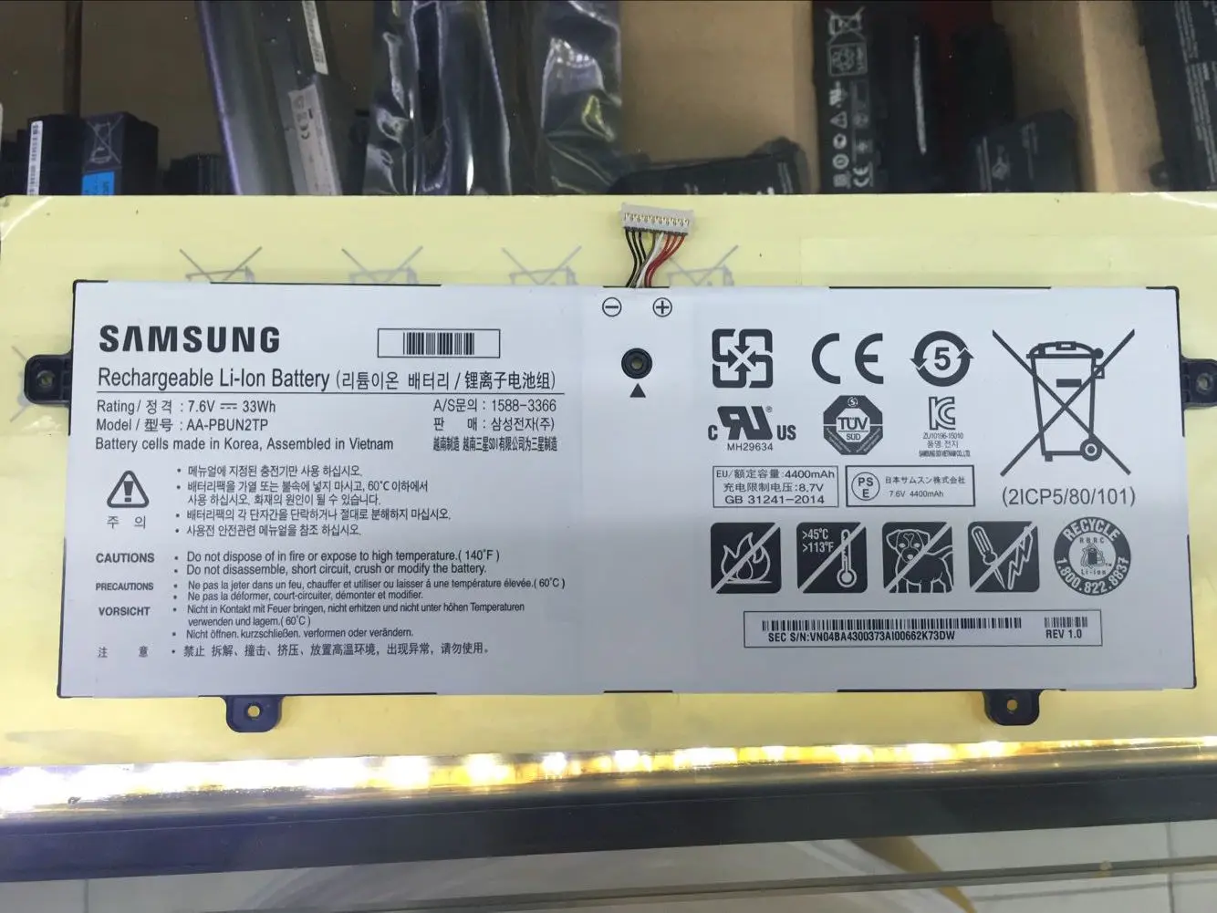 Новые оригинальные Батарея для samsung NT500R3W NT500R3M Chromebook XE500C13 AA-PBUN2TP 7,6 V 33WH