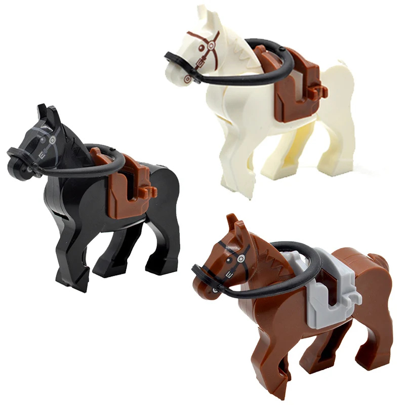 Baratos 10 unids lote de caballos MILITARES DE GUERRA DE SEGUNDA GUERRA con rieles de sillín Negro Blanco marrón bloques de construcción Juguetes Accesorios al por mayor