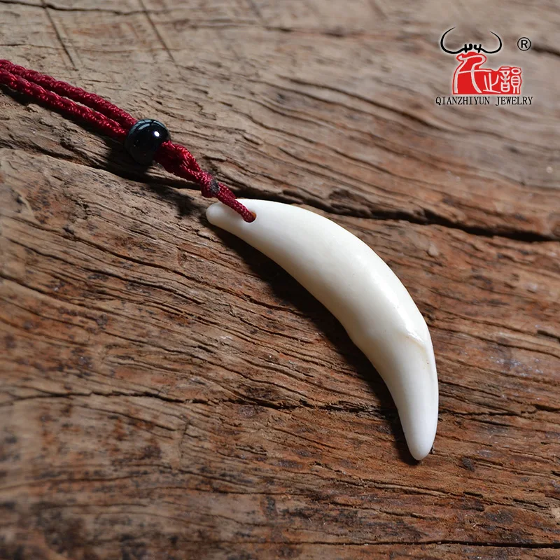 

Woman's Real Tooth Pendant Tibetan Amulet Fangs White Wolf Tooth Charm Natural bone Necklace Fashion Simple punk accessories
