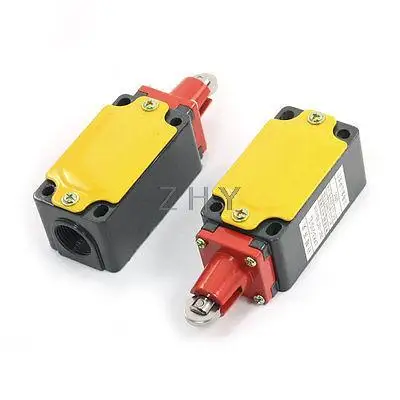 

Parallel Roller Plunger Momentary Limit Switch AC380V 0.8A DC220V 0.15A 2Pcs