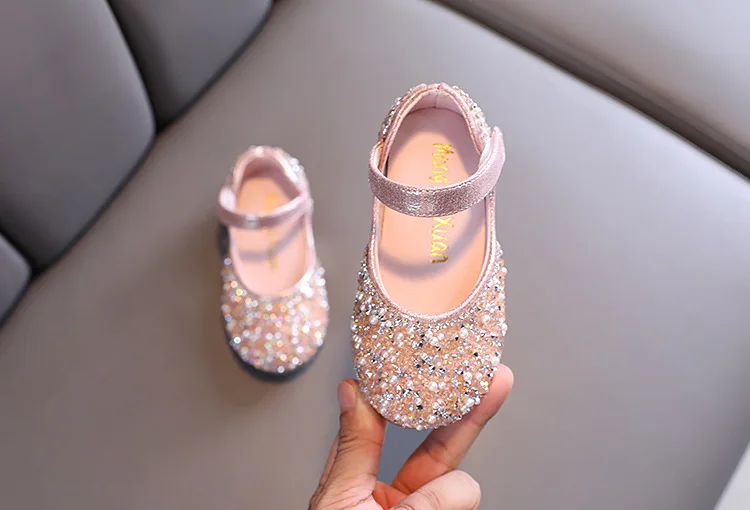 children's shoes for sale Autumn Girls Rhinestone Leather Shoes 2022 Spring Pearl Bow Princess Shoes Soft Children Baby Toddler Single Shoes G06 children's sandals near me