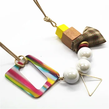 

Multicolor Green Geometric Wood Beads Fashion Trendy Classic Charms Pendants Statement Necklace Women Sweater Chain Jewelry