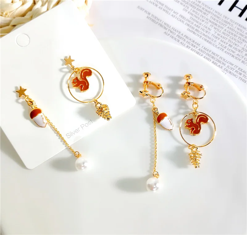 

2019 New Fashion Teenage Cute Squirrel Temperament Long Earrings Asymmetrical Squirrel Earrings Gift For Girls Women Wholesale