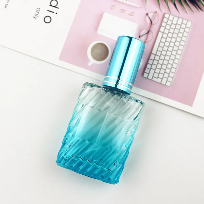 1 шт. 15 мл цветная стеклянная бутылка для духов с распылителем мини многоразовая пустая дорожная бутылка-контейнер для косметики - Цвет: Синий