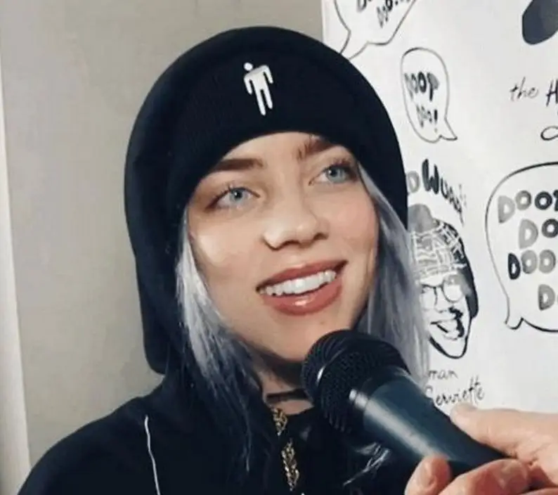 Billie Eilish зимние Для женщин шляпа 17 цвета вязаная зимняя шапка одноцветная в стиле «хип-хоп» вязаная шапка теплая Для женщин вязаная шапка Прямая