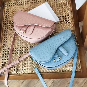 

Original Design Fashion Elegant Stone Pattern Saddle Bag Shoulder Bag & Trendy Messenger Bag Width 21cm Height 14m Thickness 6cm