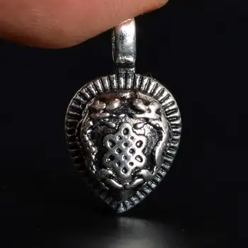 

Tibetan Prayer Mala Counter Clips Old Silver Color Sea Snail Endless Knots Charms BRO890