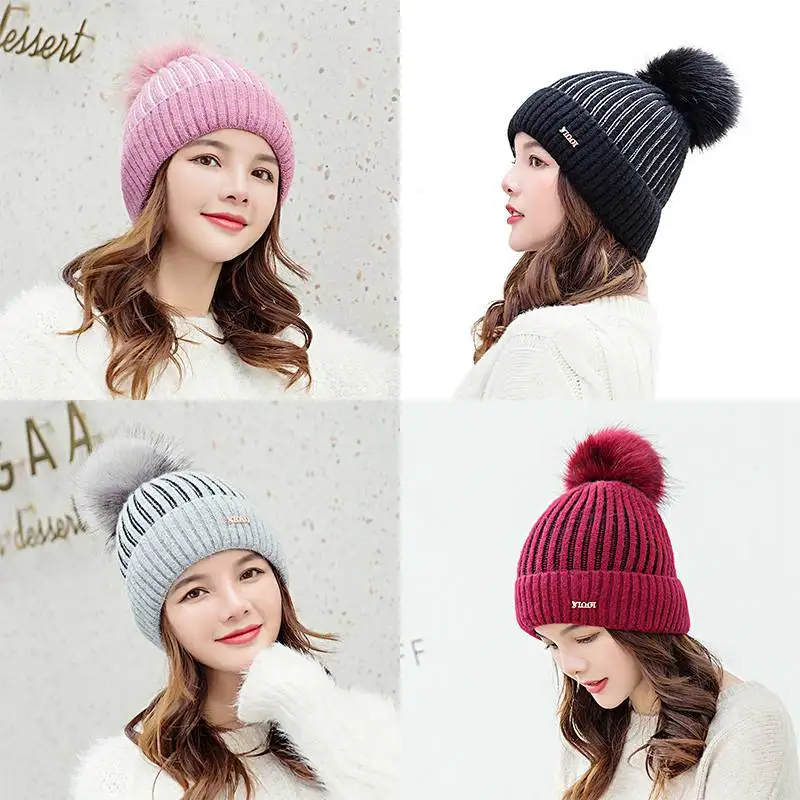 

Ladies Winter Faux fur Pom Pom Print Beanie Hat Knitted Hat Wool Ball Wool Hat