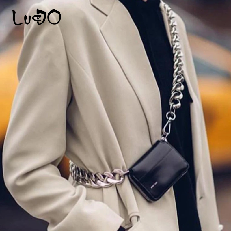 

LUCDO Brand Thick Metal Chain Shoulder Bag For Women 2019 Fashion Female Chest Bags Small Messenger Bag Mini Chest Bag Purse Sac